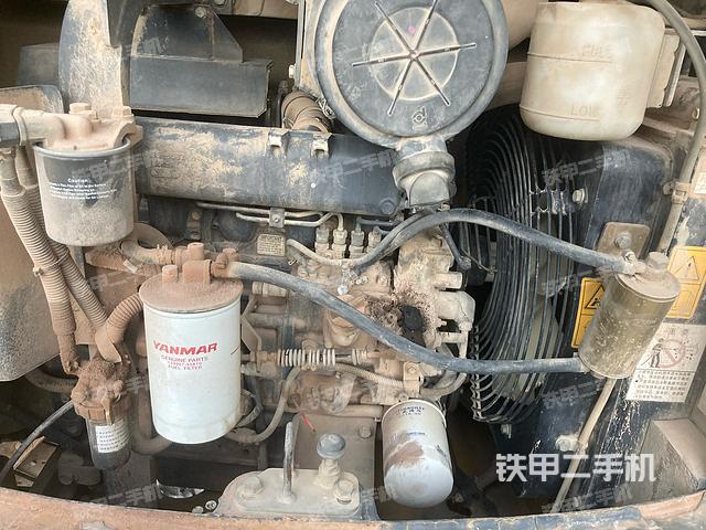 发动机整体俯视（整机外观）