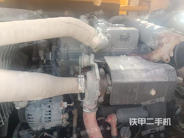 發(fā)動機整體俯視(整機外觀) 發(fā)動機整體俯視(整機外觀)