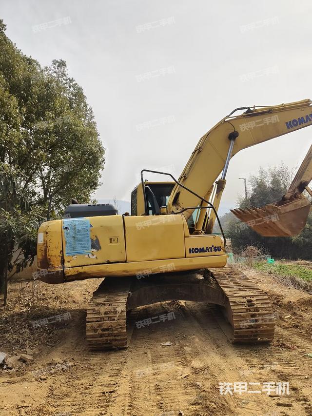 整機(jī)右后45°(整機(jī)外觀) 整機(jī)右后45°(整機(jī)外觀)