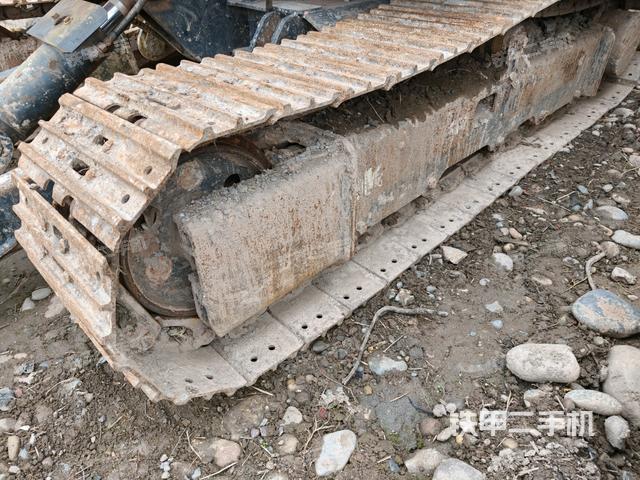 左側(cè)履帶整體?（行走機(jī)構(gòu)）