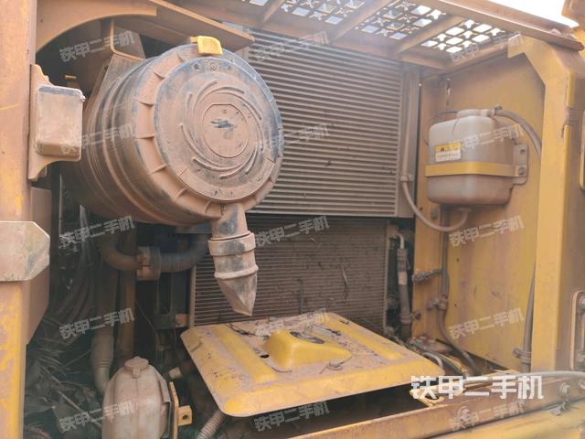 液壓泵斜45?左（大件艙室）