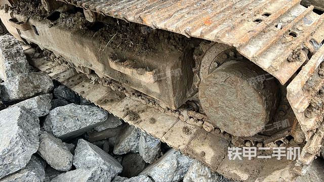 左側(cè)履帶整體?（行走機(jī)構(gòu)）