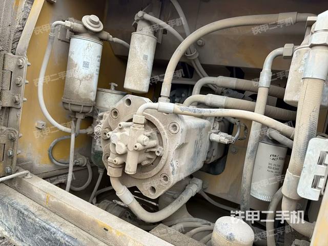 液壓泵室(大件艙室) 液壓泵室(大件艙室)