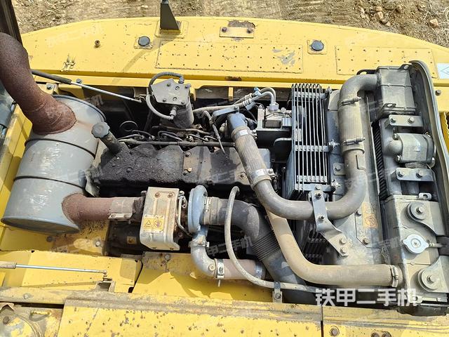 發(fā)動機(jī)整體俯視(整機(jī)外觀) 發(fā)動機(jī)整體俯視(整機(jī)外觀)