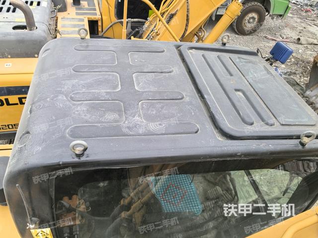駕駛室頂部俯視（上車(chē)部件）