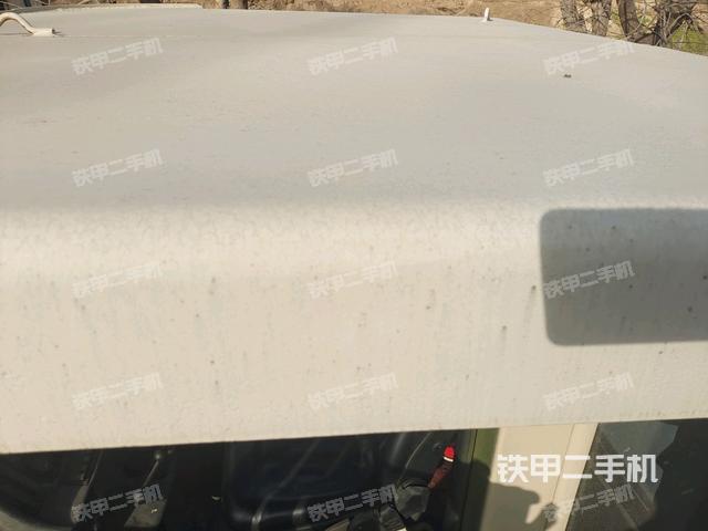 駕駛室頂部 外(駕駛室部分) 駕駛室頂部 外(駕駛室部分)