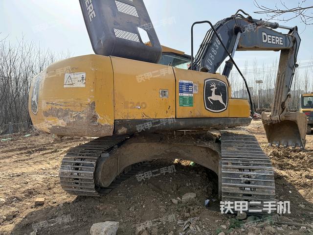 整機(jī)右后45°(整機(jī)外觀) 整機(jī)右后45°(整機(jī)外觀)