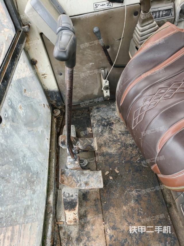顯示屏?(駕駛室部分) 顯示屏?(駕駛室部分)