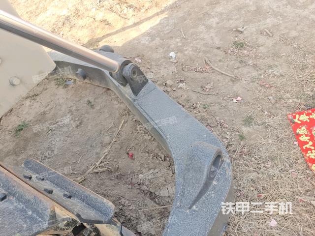 推土鏟右后（推土機(jī)底盤及工作裝置）