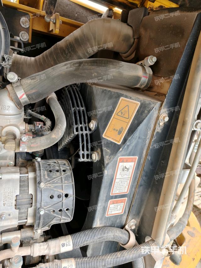 電瓶（大件艙室）