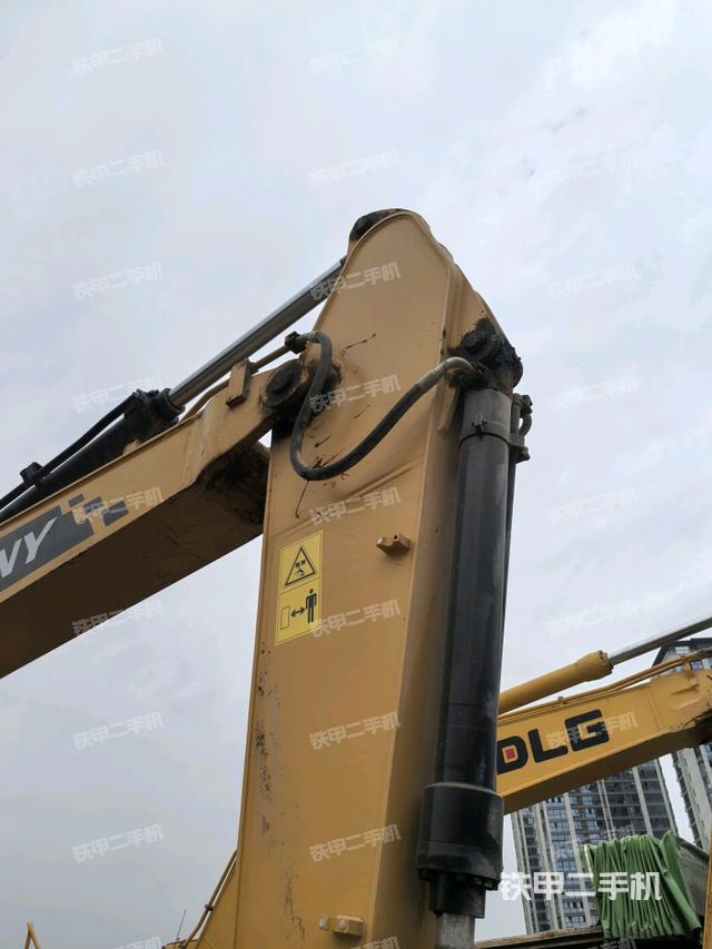 小臂整體右前（工作和回轉(zhuǎn)裝置）