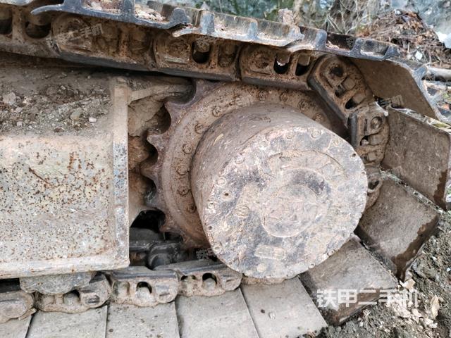 左驅(qū)動(dòng)輪（行走機(jī)構(gòu)）