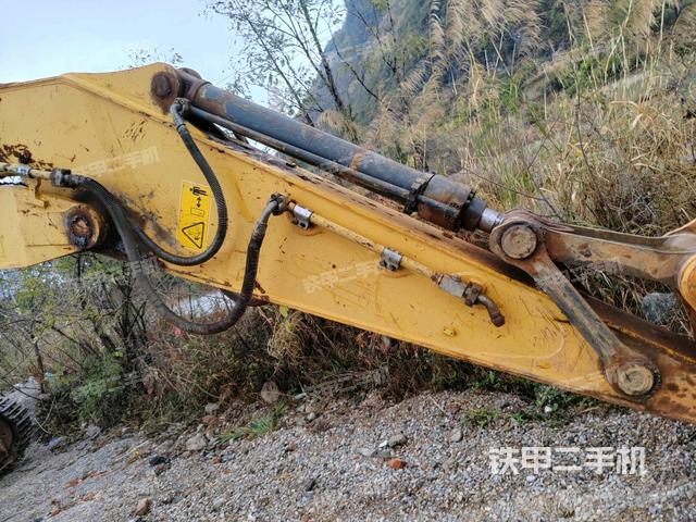 小臂整體左后（工作和回轉(zhuǎn)裝置）