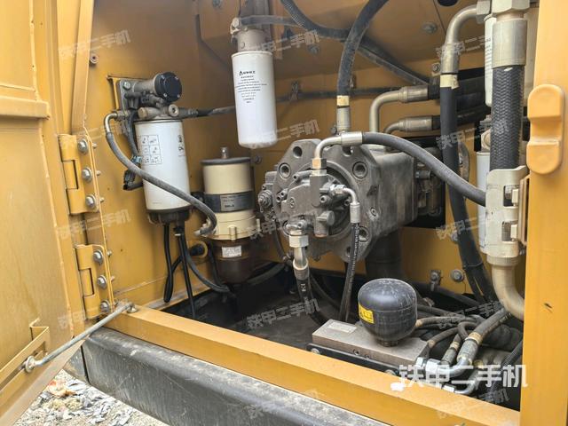 液壓泵室（大件艙室）