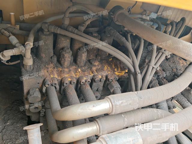 分配閥（上車部件）