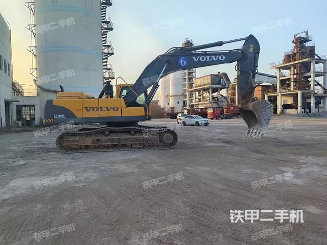 整機(jī)右后45°(整機(jī)外觀(guān)) 整機(jī)右后45°(整機(jī)外觀(guān))