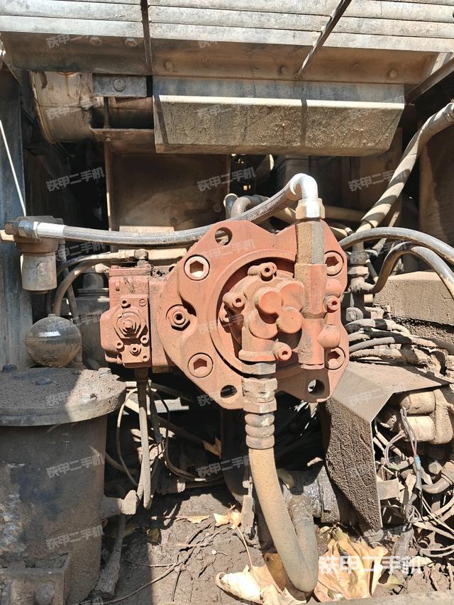 液壓泵室（大件艙室）