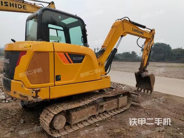 右后45（整機(jī)外觀）