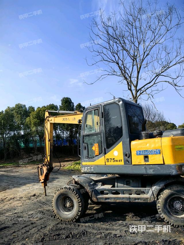 右后45(整機(jī)外觀) 右后45(整機(jī)外觀)