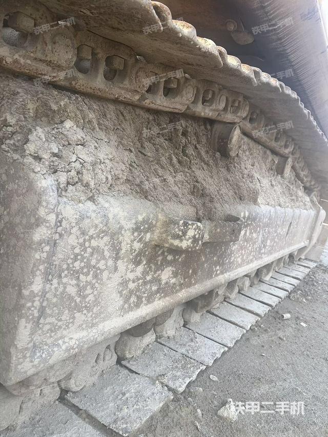 右侧行走马达盖板（行走机构）