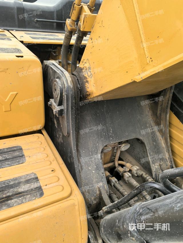 大臂根部?斜視（工作和回轉(zhuǎn)裝置）