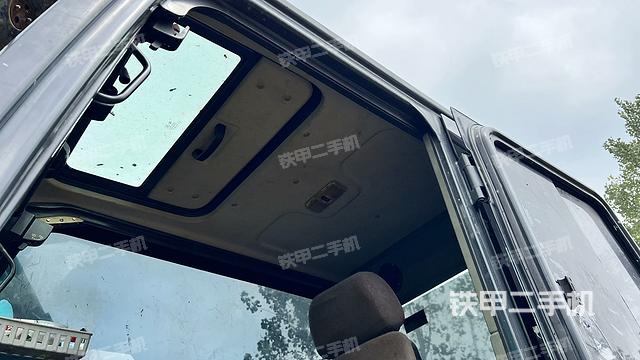 頂棚整體（駕駛室部分）