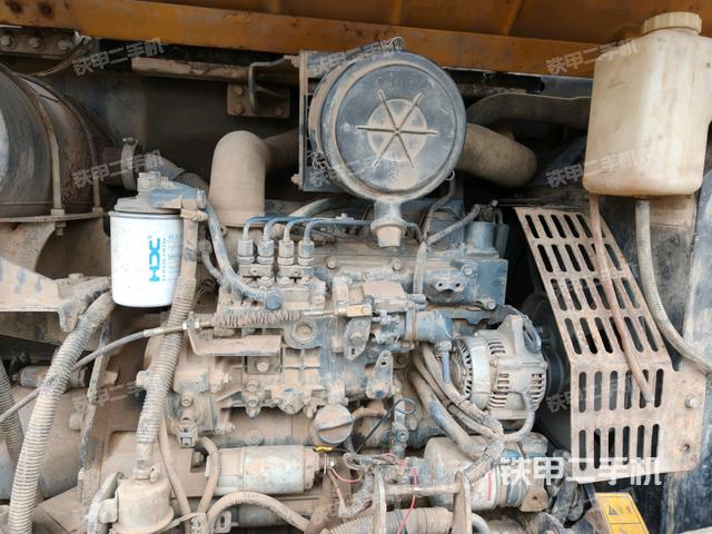 發(fā)動機(jī)室（上車部件）