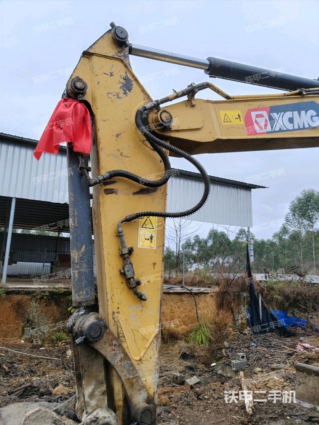 鏟斗右后整體（工作和回轉(zhuǎn)裝置）