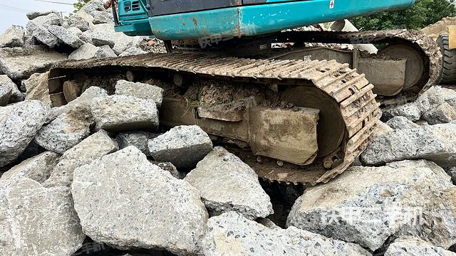 右側(cè)履帶整體（行走機(jī)構(gòu)）