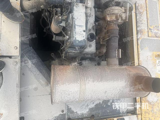 气门室盖螺丝特写（上车部件）