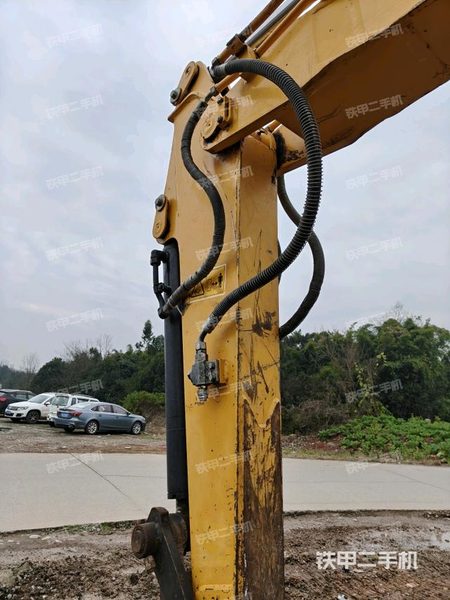 小臂整體左后（工作和回轉(zhuǎn)裝置）