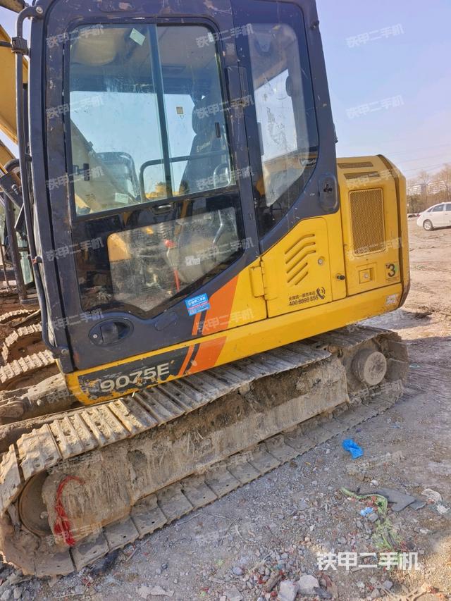 柳工CLG9075E挖掘機(jī)