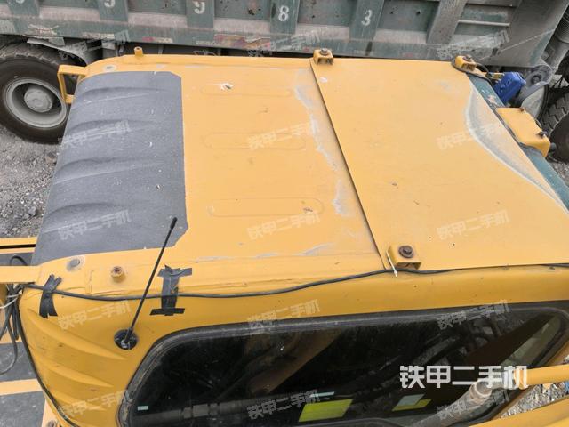 駕駛室頂部俯視（上車部件）