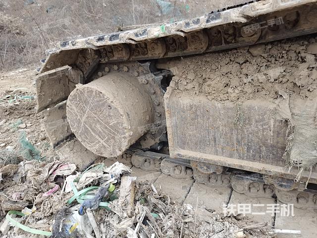 單側(cè)履帶整體（整機(jī)外觀）