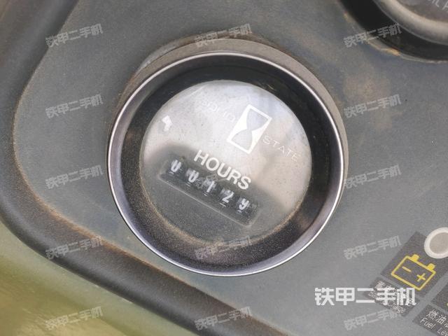 操作手柄左（推土機(jī)駕駛室）