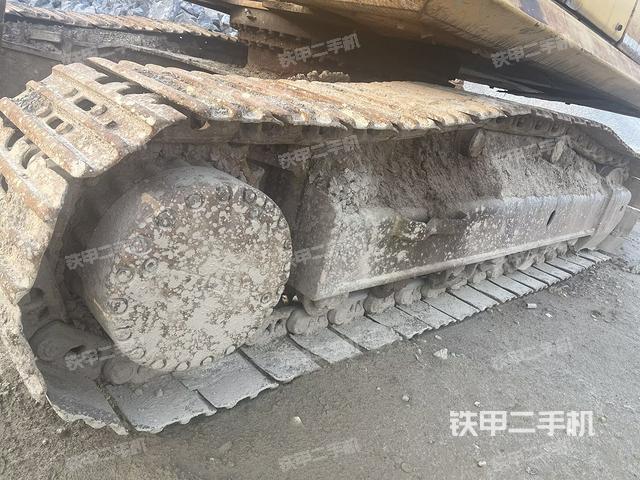 右侧履带整体（行走机构）