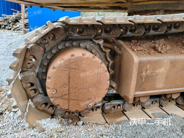 右側(cè)履帶整體（行走機(jī)構(gòu)）