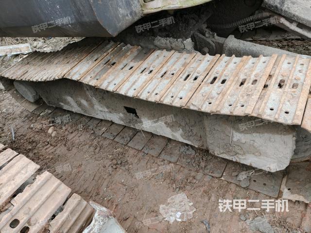 左側(cè)履帶整體?（行走機(jī)構(gòu)）