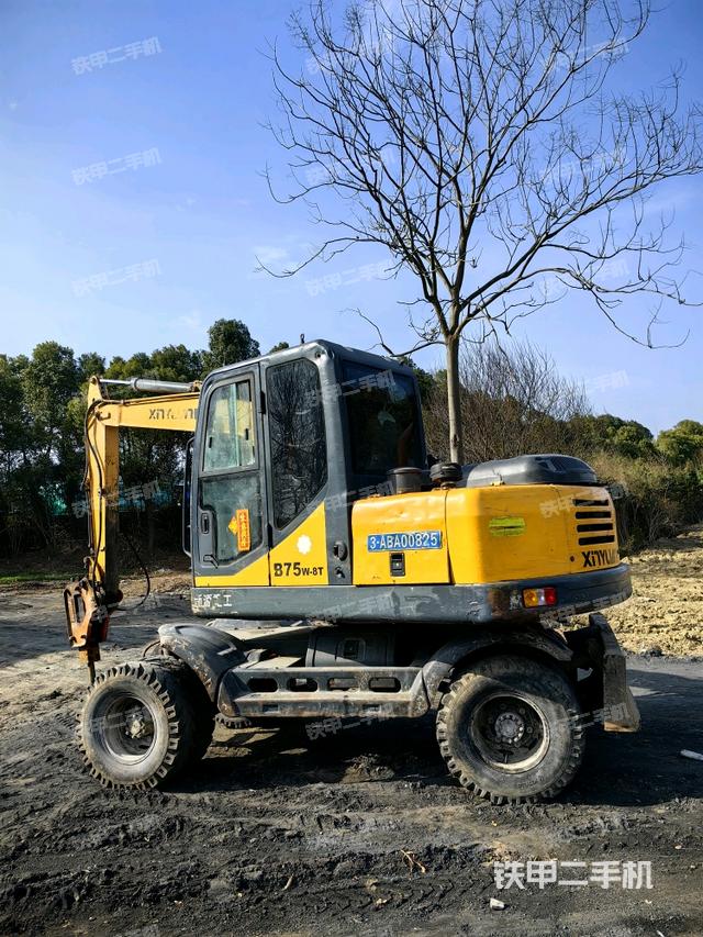 右前45(整機(jī)外觀) 右前45(整機(jī)外觀)