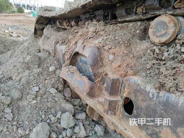 右導(dǎo)向輪（行走機(jī)構(gòu)）