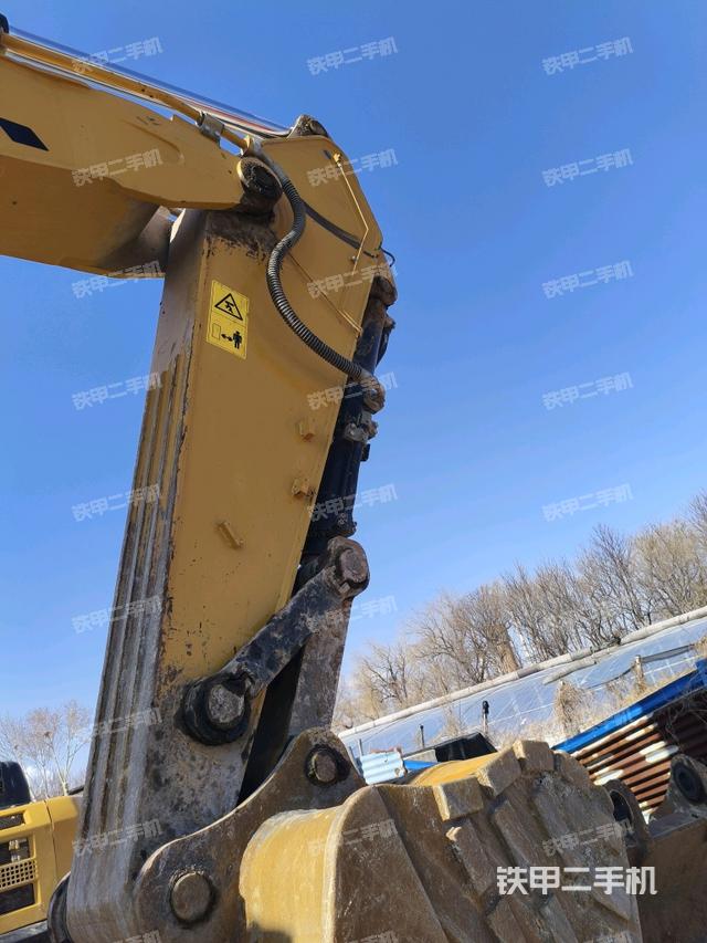 小臂整體左后（工作和回轉(zhuǎn)裝置）