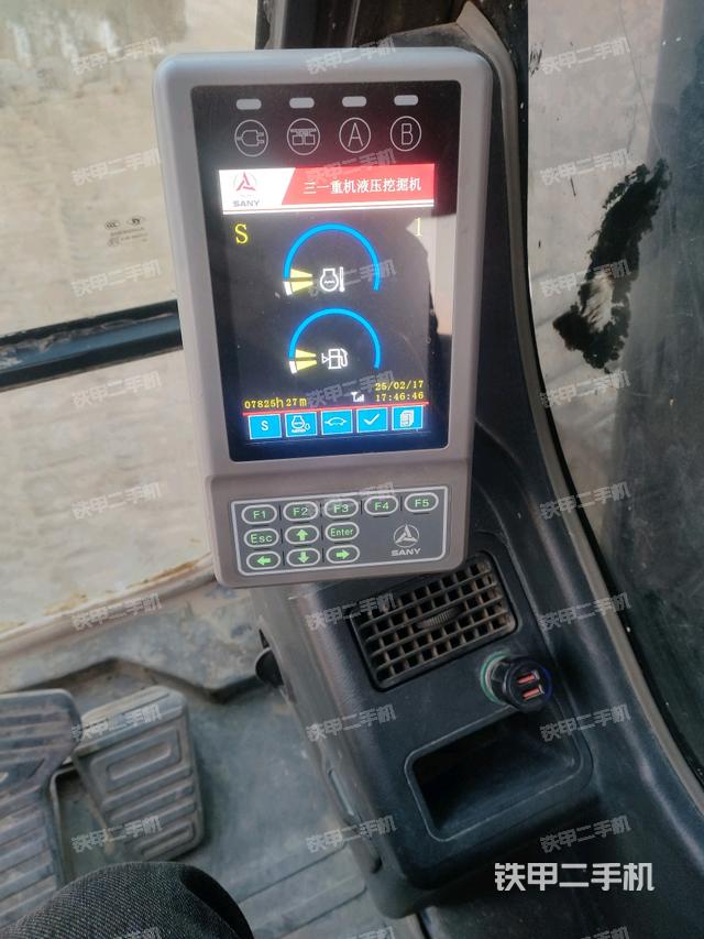 小時表(駕駛室部分) 小時表(駕駛室部分)