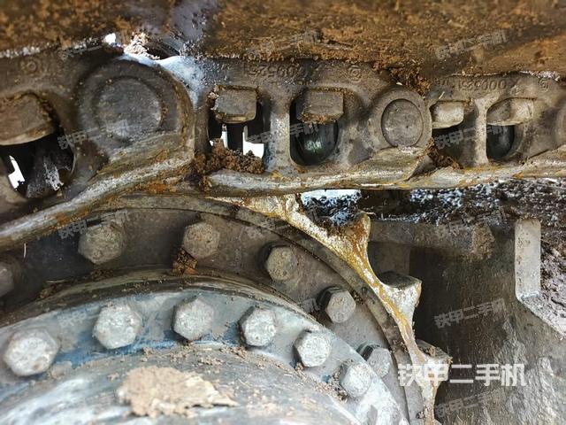 右側(cè)履帶整體（行走機(jī)構(gòu)）