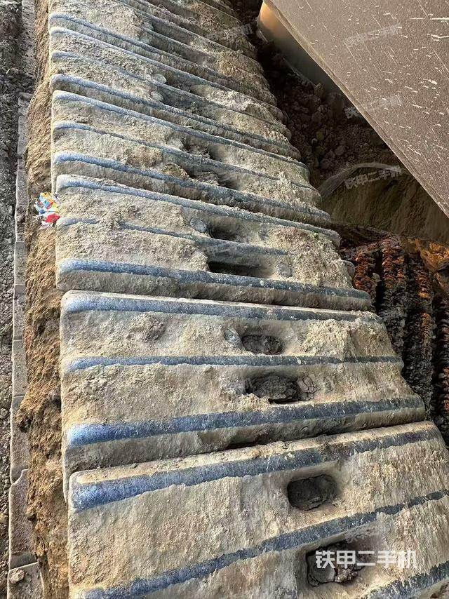 單側(cè)履帶整體（整機外觀）