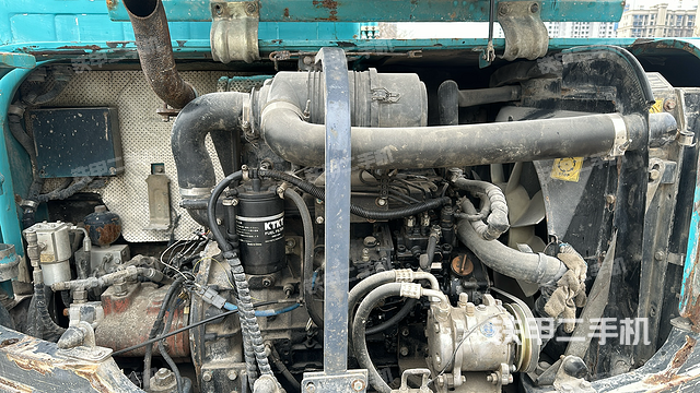 发动机整体俯视（整机外观）