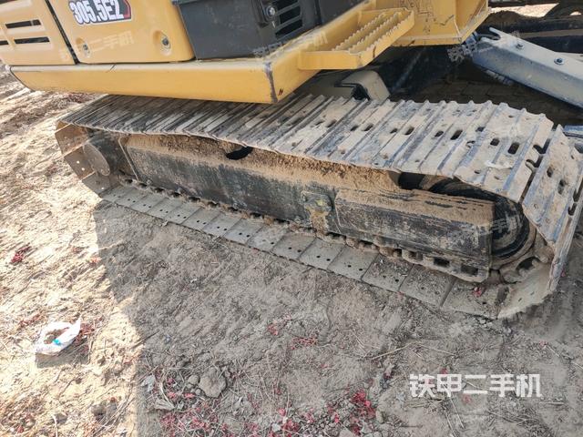 左側(cè)履帶整體?（行走機(jī)構(gòu)）