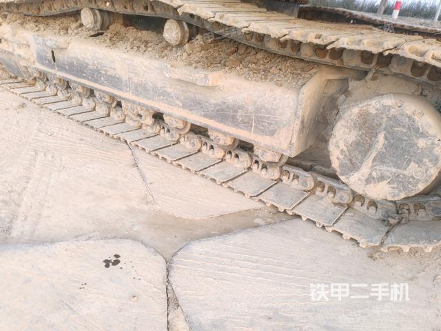 左導向輪(行走機構) 左導向輪(行走機構)