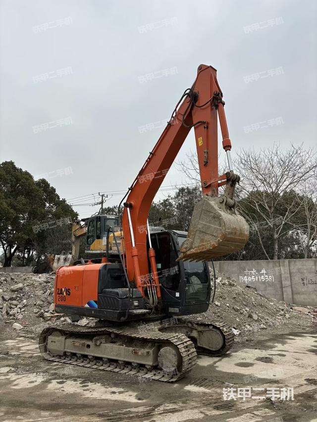 整機(jī)右后45°(整機(jī)外觀) 整機(jī)右后45°(整機(jī)外觀)