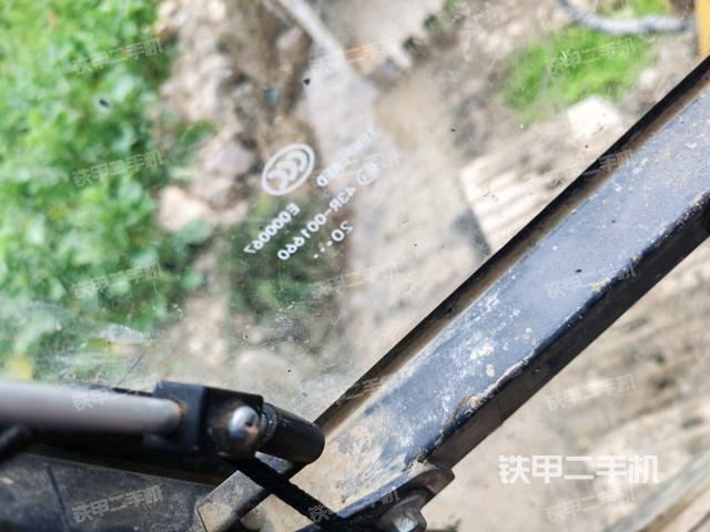 座椅右側(cè)控制臺/鑰匙門/油門/含右手柄（駕駛室部分）