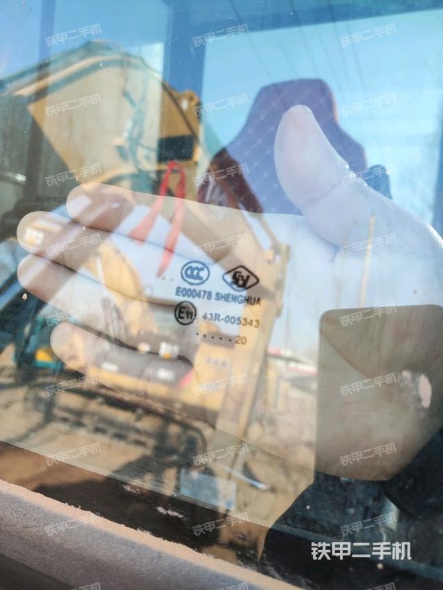 后窗玻璃角標(biāo)（駕駛室部分）